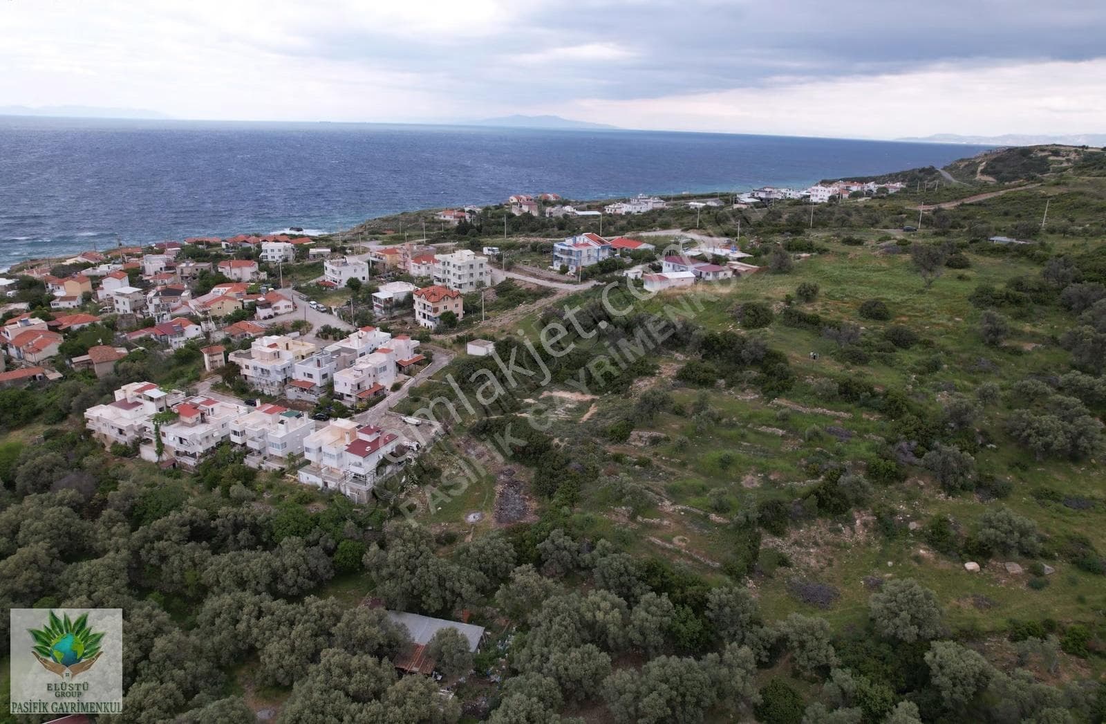 Pasifikten Karaburun Tepebozda 3.365 M² Hisseli Tapu Tarla