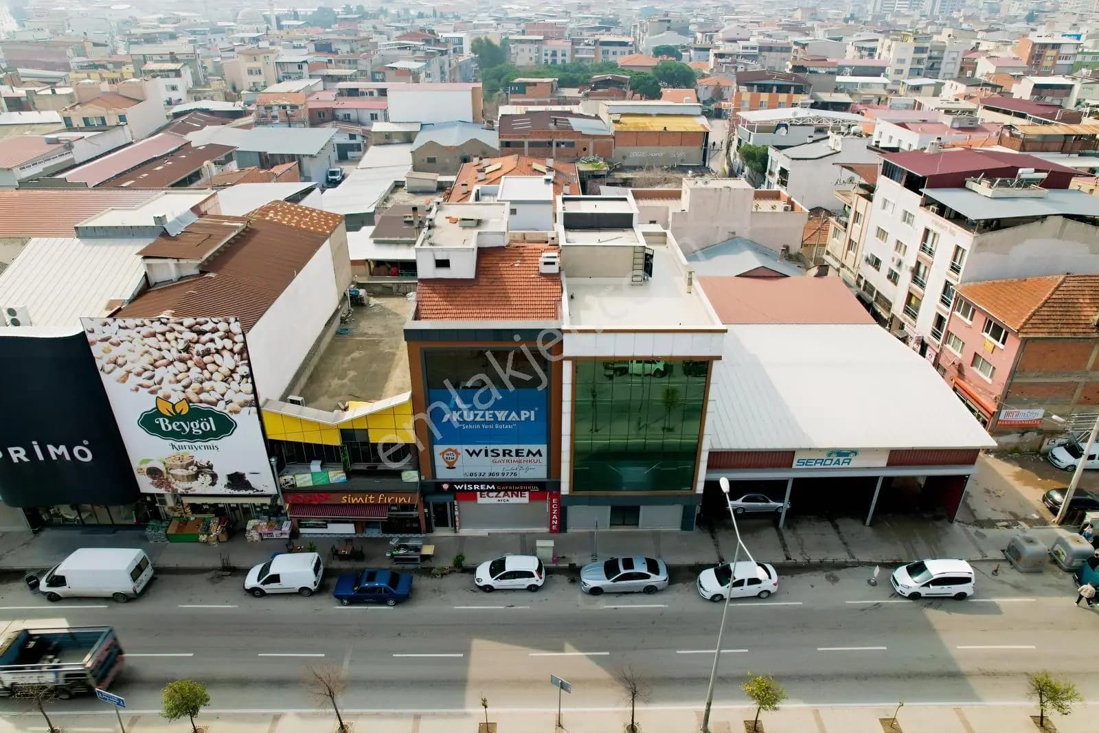 Pasifikten Volkan Koçyiğit Bulvarı Komple Kiralık 5 Katlı Bina
