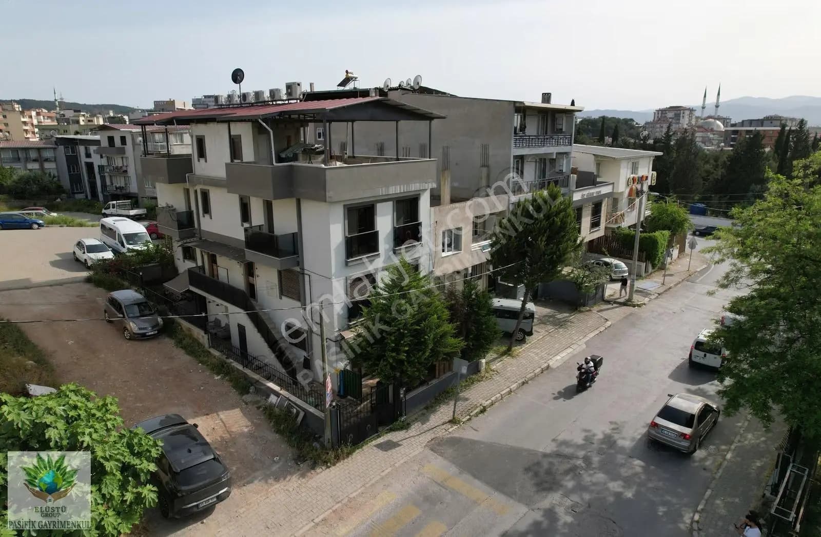 Pasifikten Buca Adatepede Satılık 3+1 2 Tripleks Geniş Villa